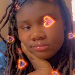 Meet your Posher, Nyla